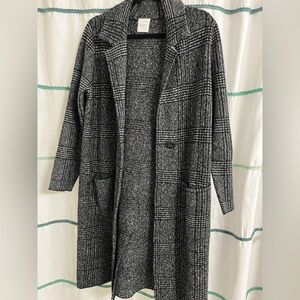 Carly Jean Los Angeles plaid coat, size large